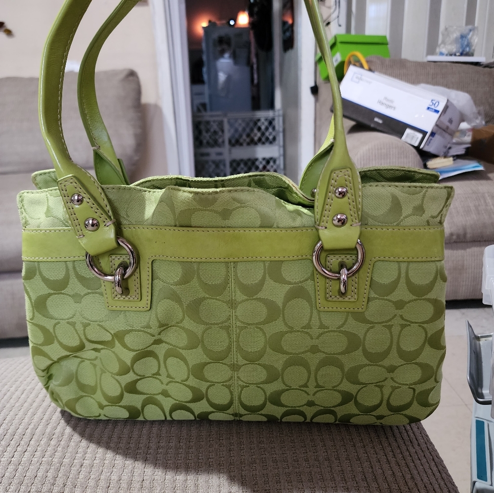 COACH LIME GREEN BAG